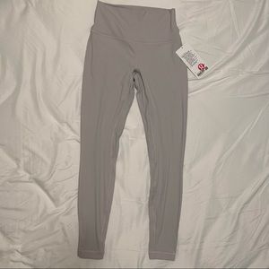 Lululemon Aligns. Hi-rise. Size 6. 28”